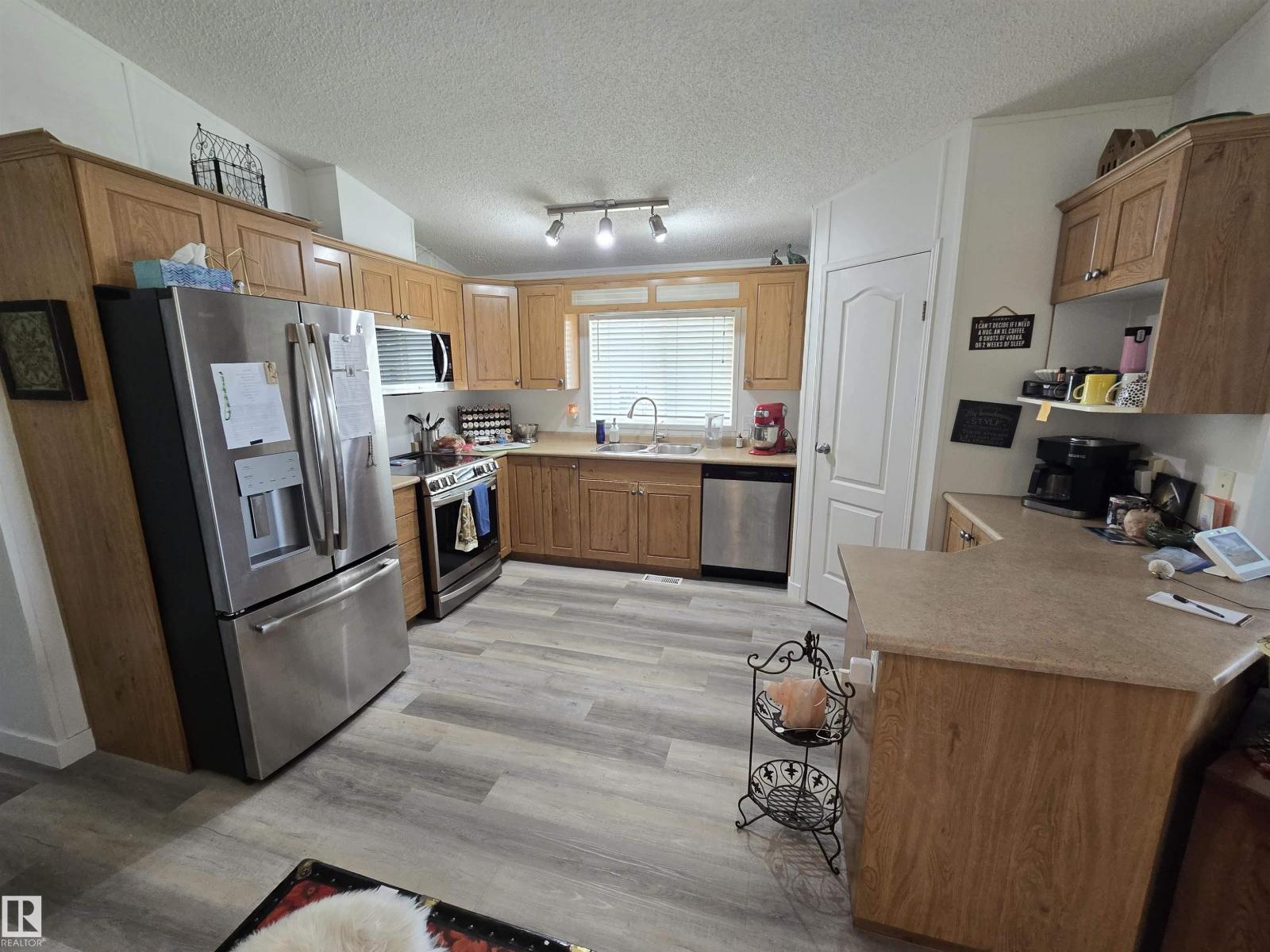 Photo 5 of 1123 Aspen Dr W, Leduc AB