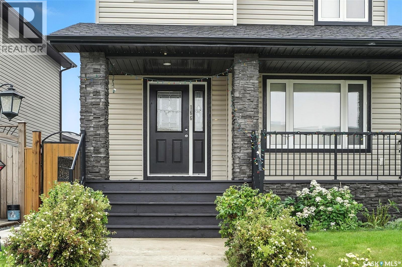 Photo 3 of 166 Cornish Road, Saskatoon SK
