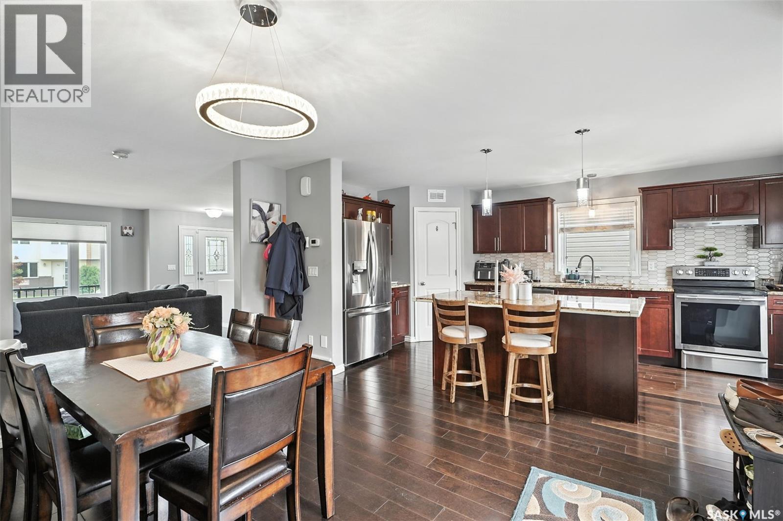 Photo 5 of 166 Cornish Road, Saskatoon SK