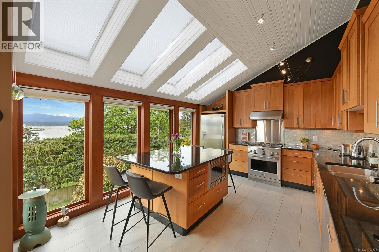 Photo 29 of 1166 Yates Rd, Comox BC