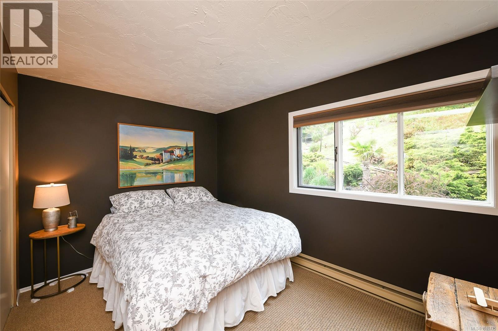 Photo 1 of 1166 Yates Rd, Comox BC