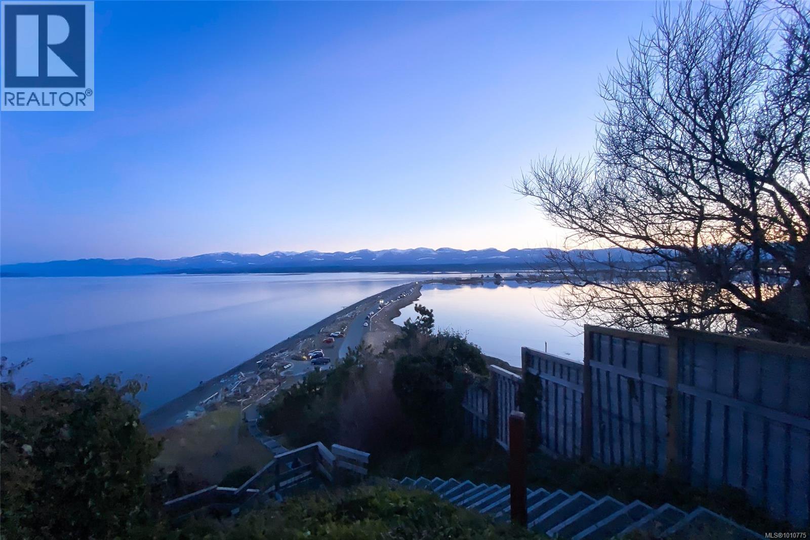 Photo 38 of 1166 Yates Rd, Comox BC