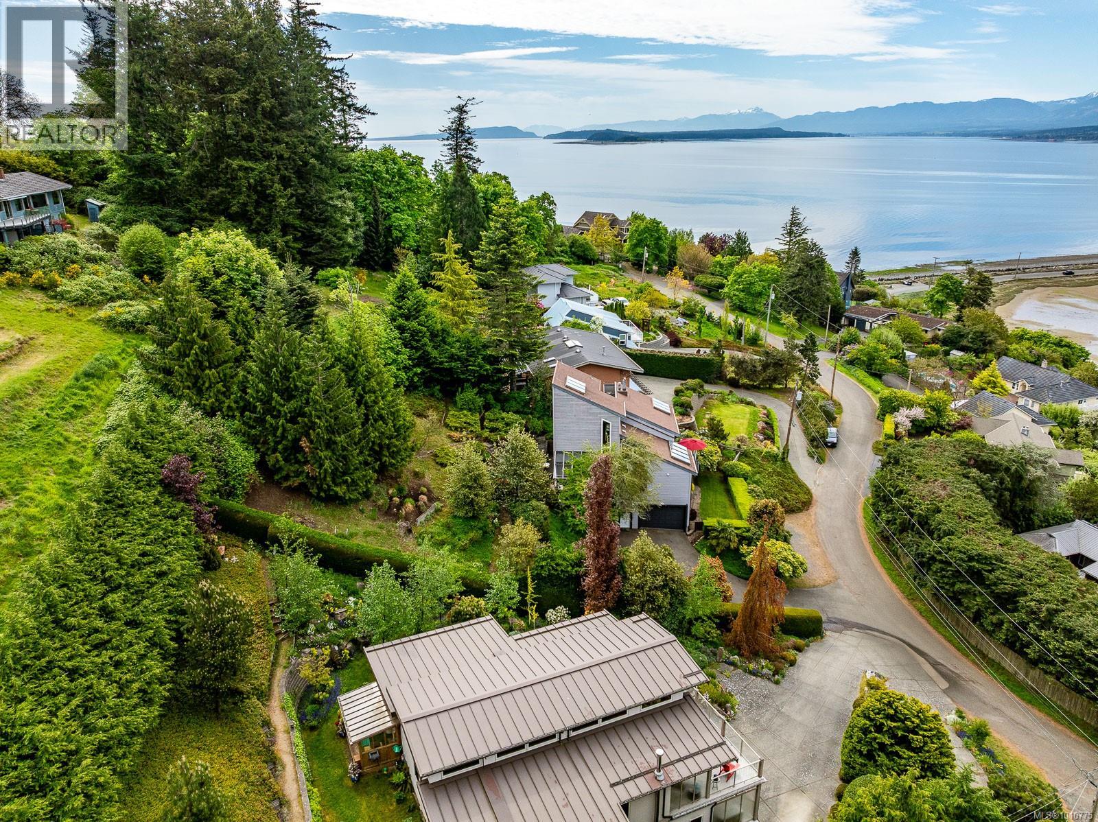 Photo 20 of 1166 Yates Rd, Comox BC