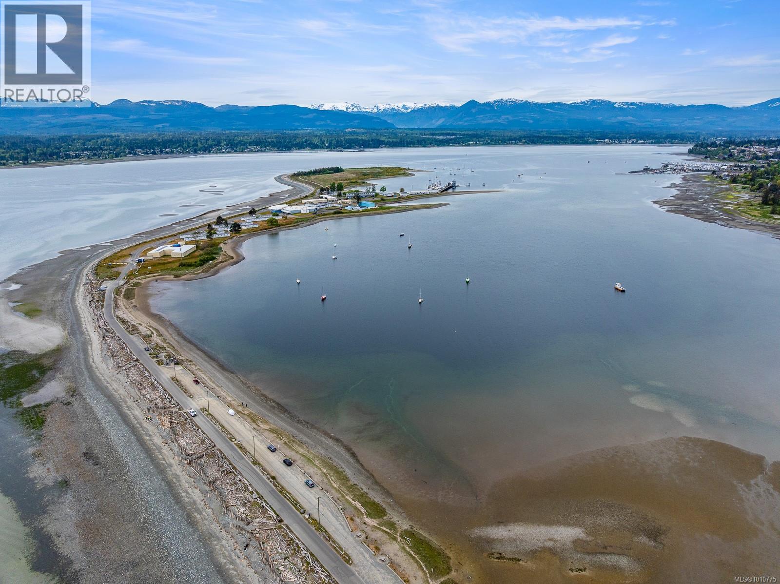 Photo 45 of 1166 Yates Rd, Comox BC