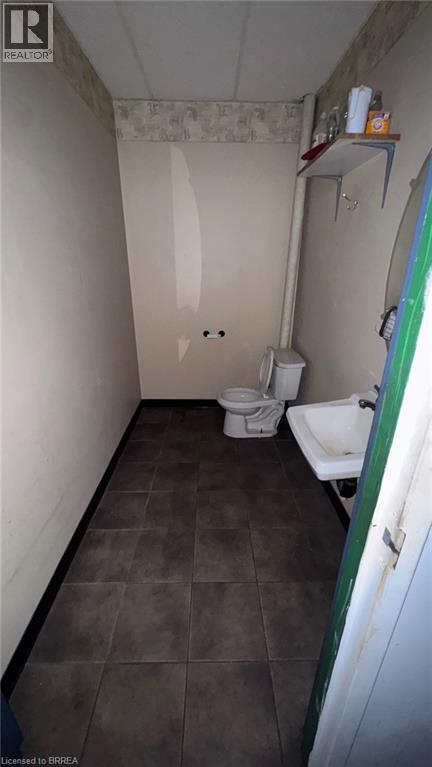 Photo 4 of 67 Copernicus Boulevard Unit 3, Brantford ON
