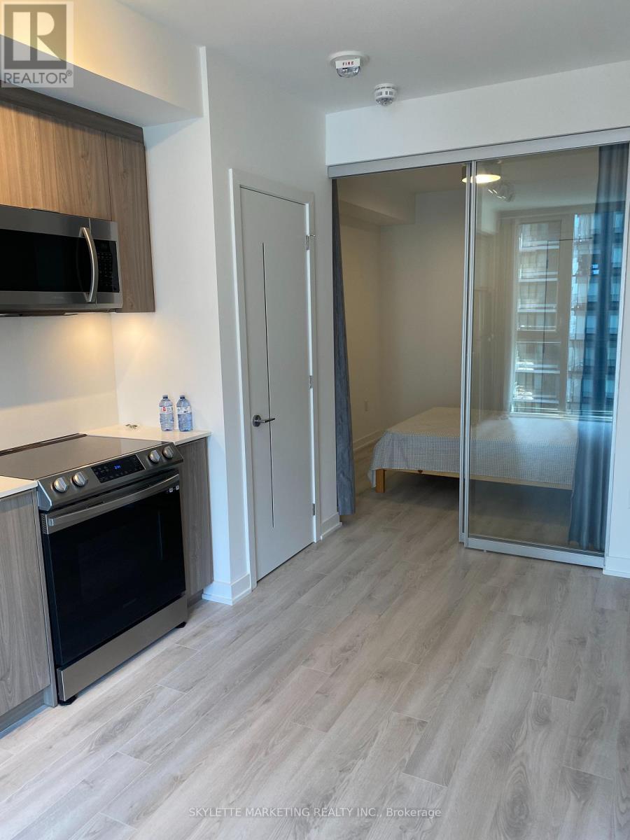Photo 17 of 2505 357 King Street W, Toronto ON