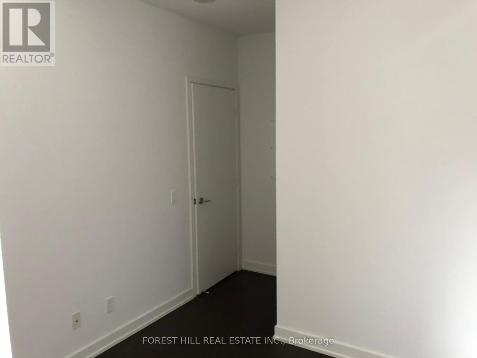 Photo 12 of 437 1030 King Street W, Toronto ON