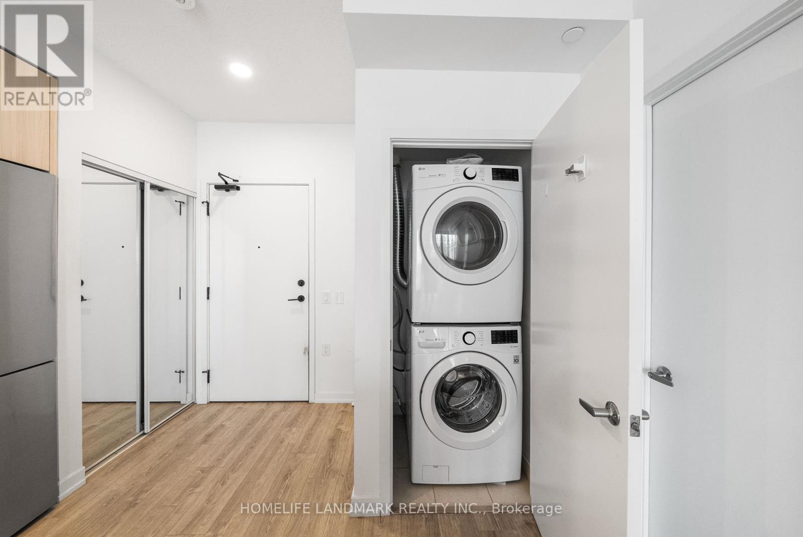Photo 14 of 1507 20 Tubman Avenue, Toronto ON