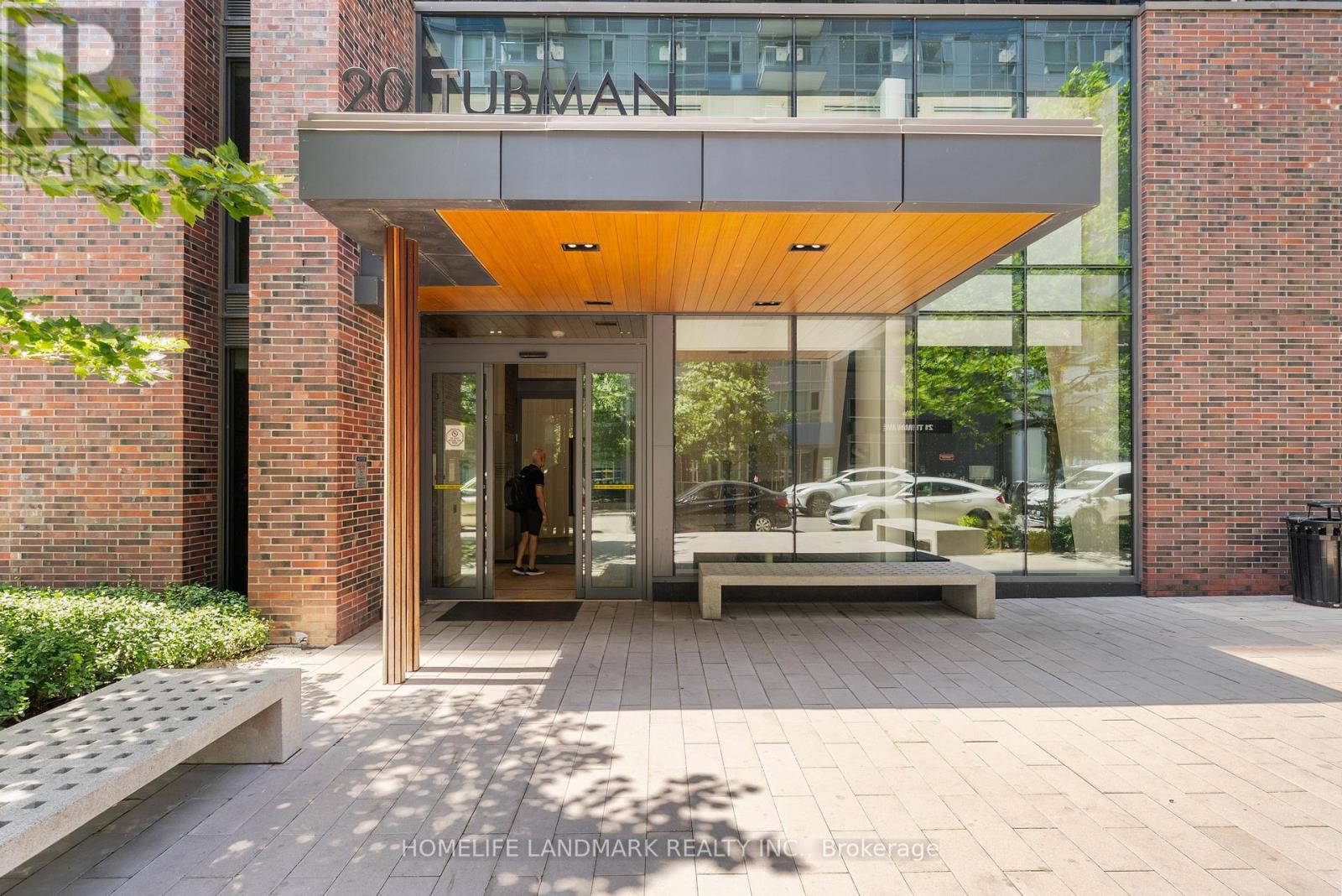 Photo 12 of 1507 20 Tubman Avenue, Toronto ON