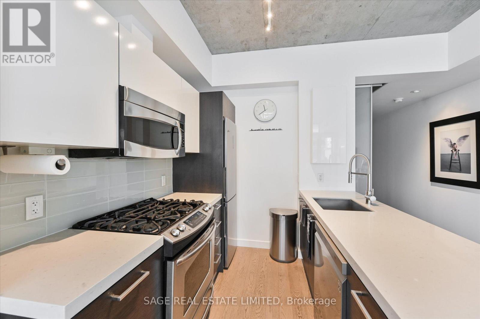 Photo 2 of 511 25 Stafford Street, Toronto ON