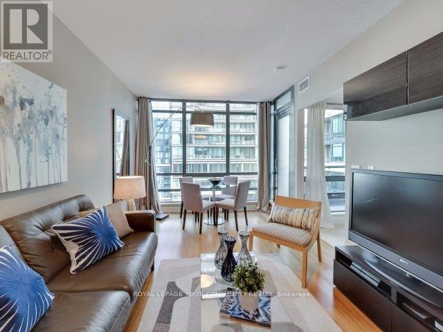 Photo 17 of 903 438 King Street W, Toronto ON