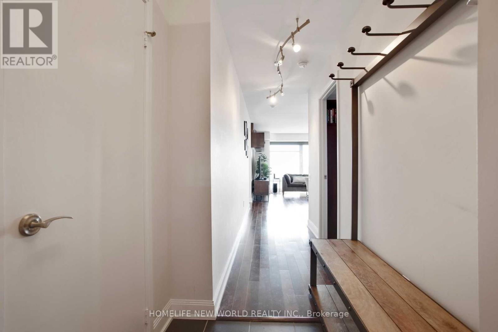 Photo 8 of 2105 2181 Yonge Street, Toronto ON