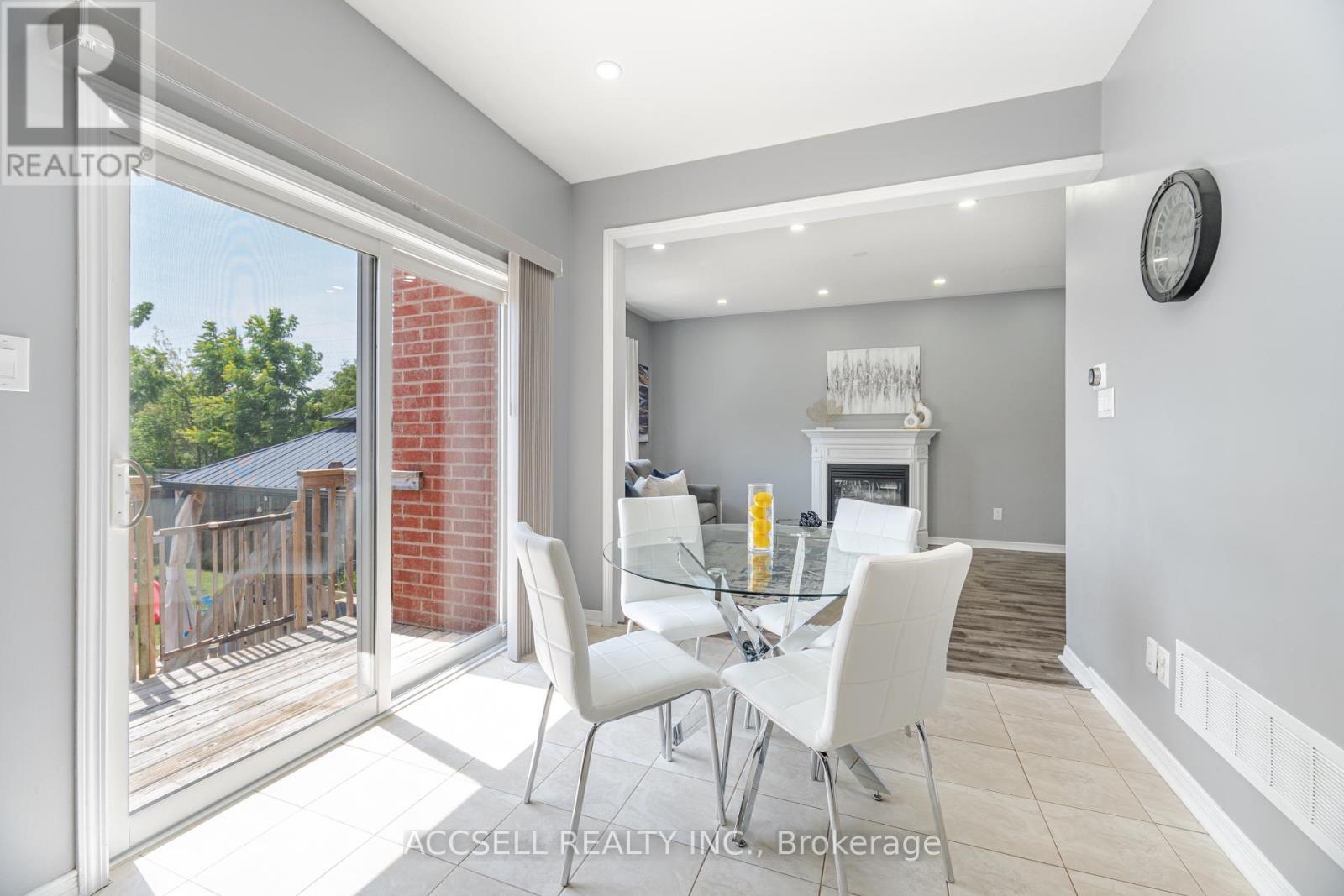 Photo 10 of 79 Lobb Court, Clarington ON