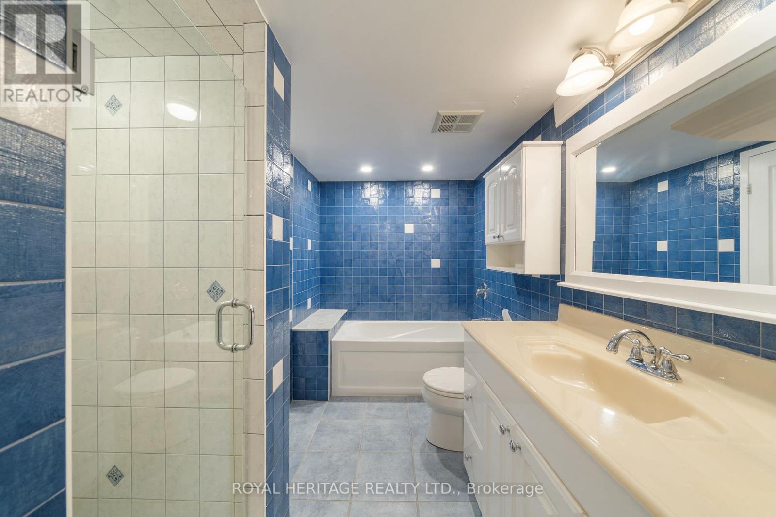 Photo 9 of 306 45 Cumberland Lane, Ajax ON