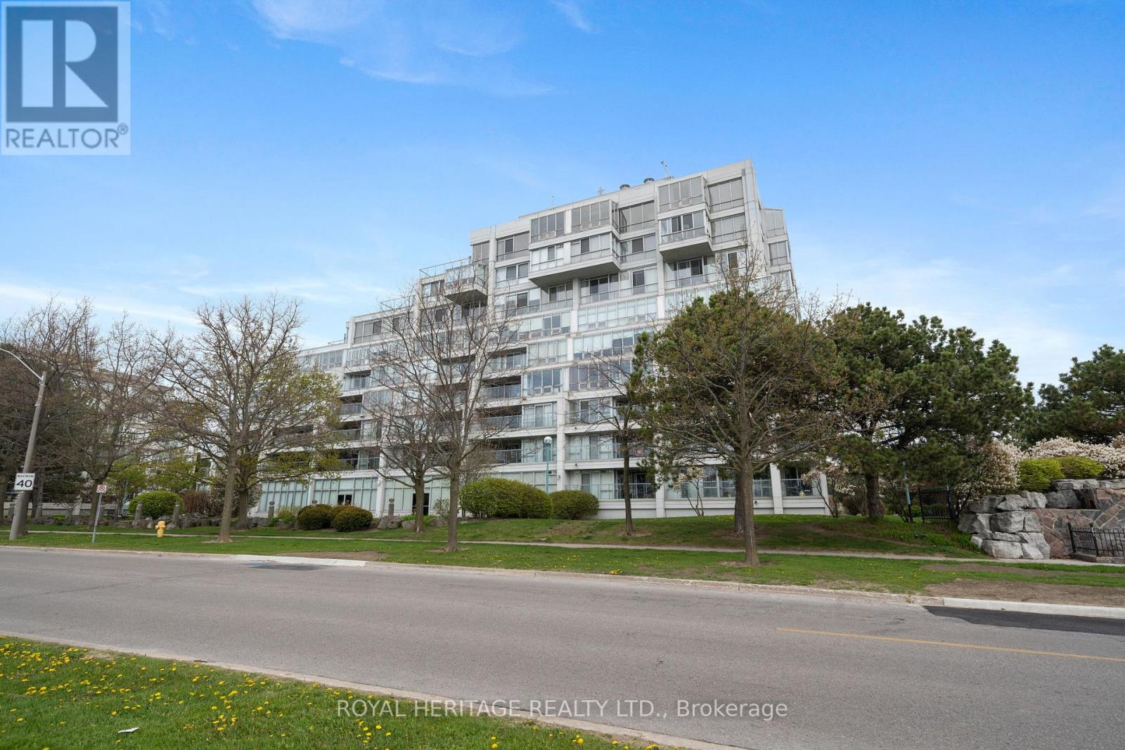 Photo 11 of 306 45 Cumberland Lane, Ajax ON