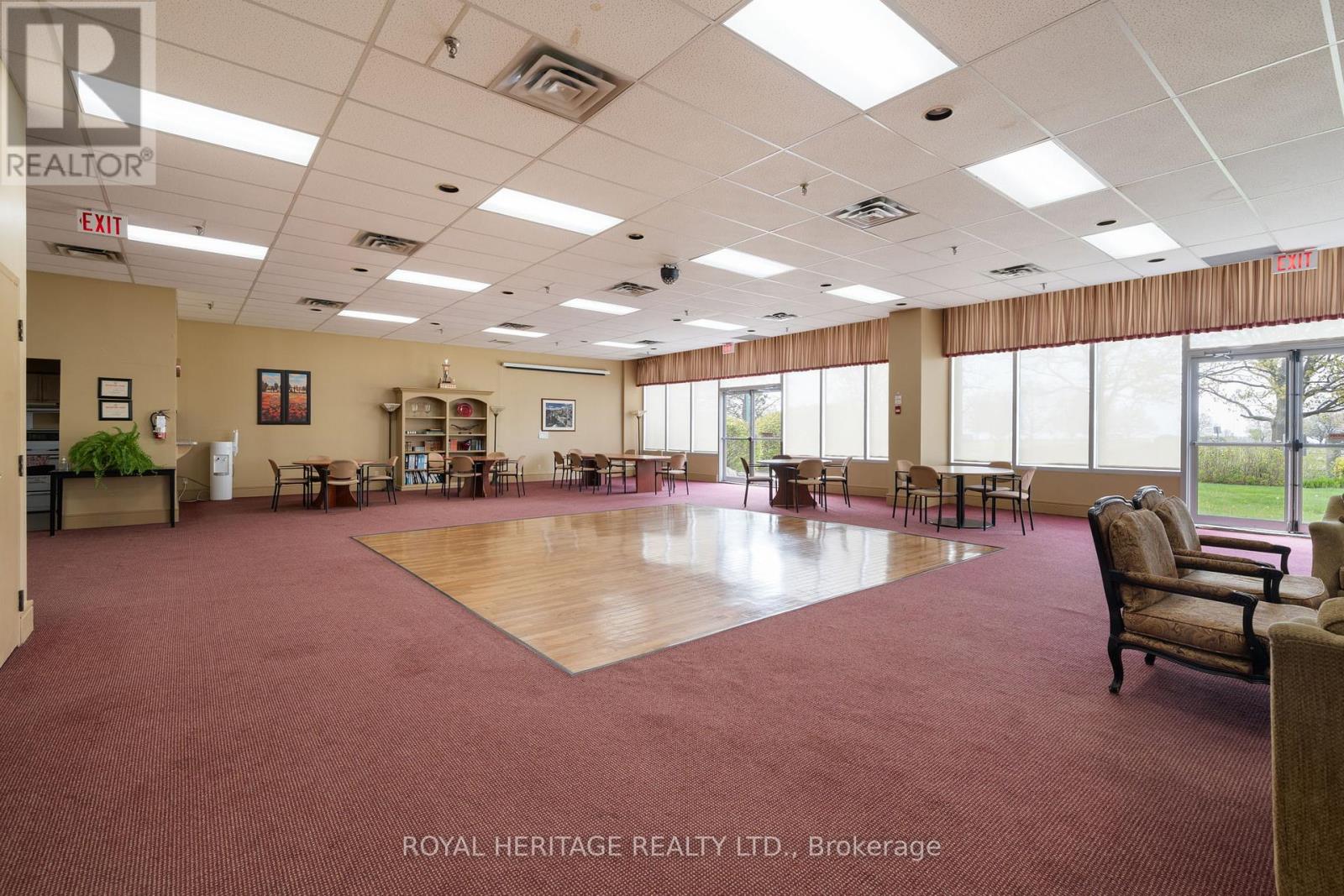 Photo 40 of 306 45 Cumberland Lane, Ajax ON