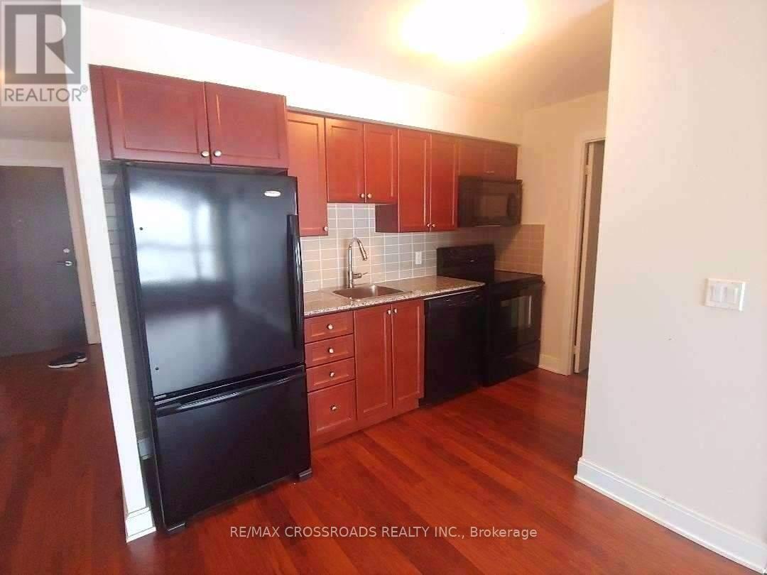 Photo 11 of 1001 125 Village Green Square, Toronto ON