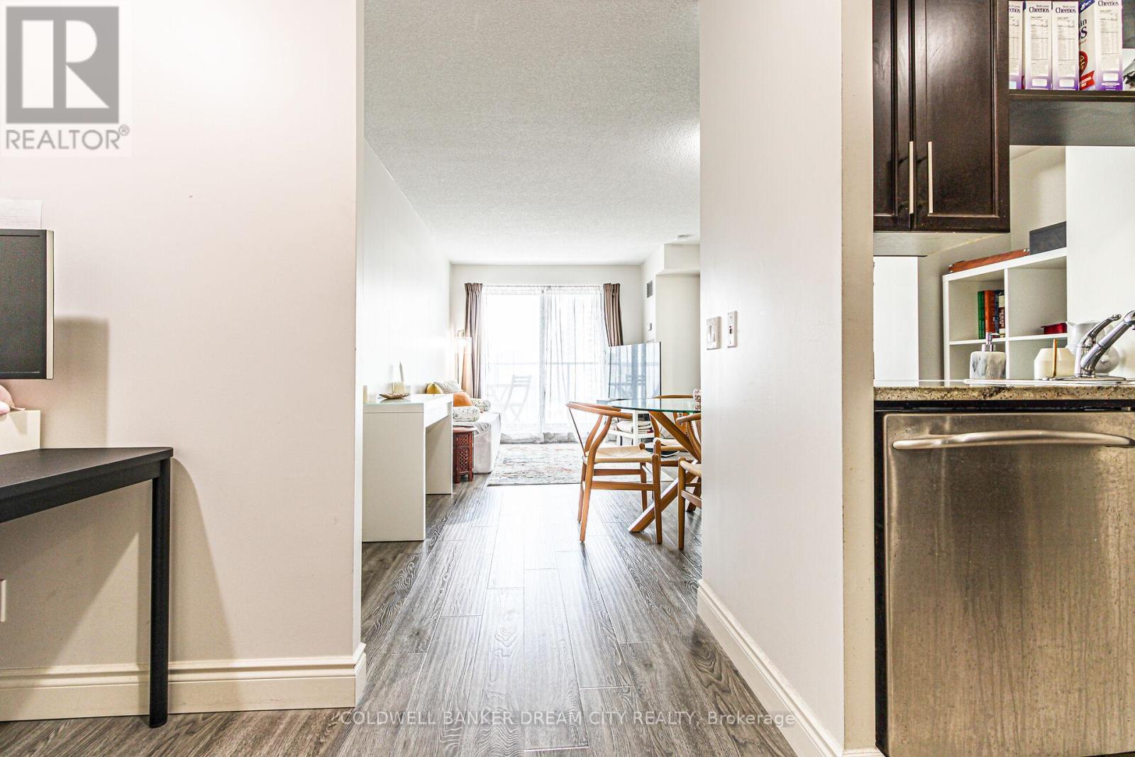 Photo 3 of 1106 60 Town Centre Court, Toronto ON