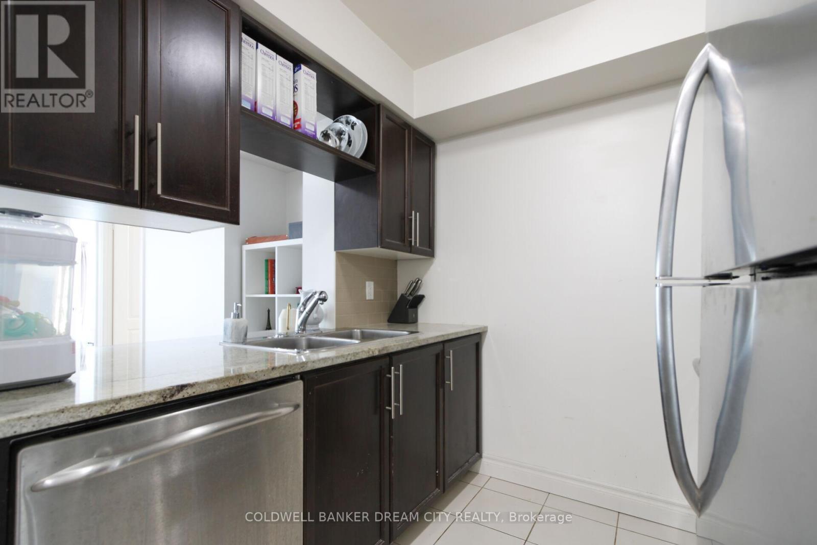 Photo 6 of 1106 60 Town Centre Court, Toronto ON