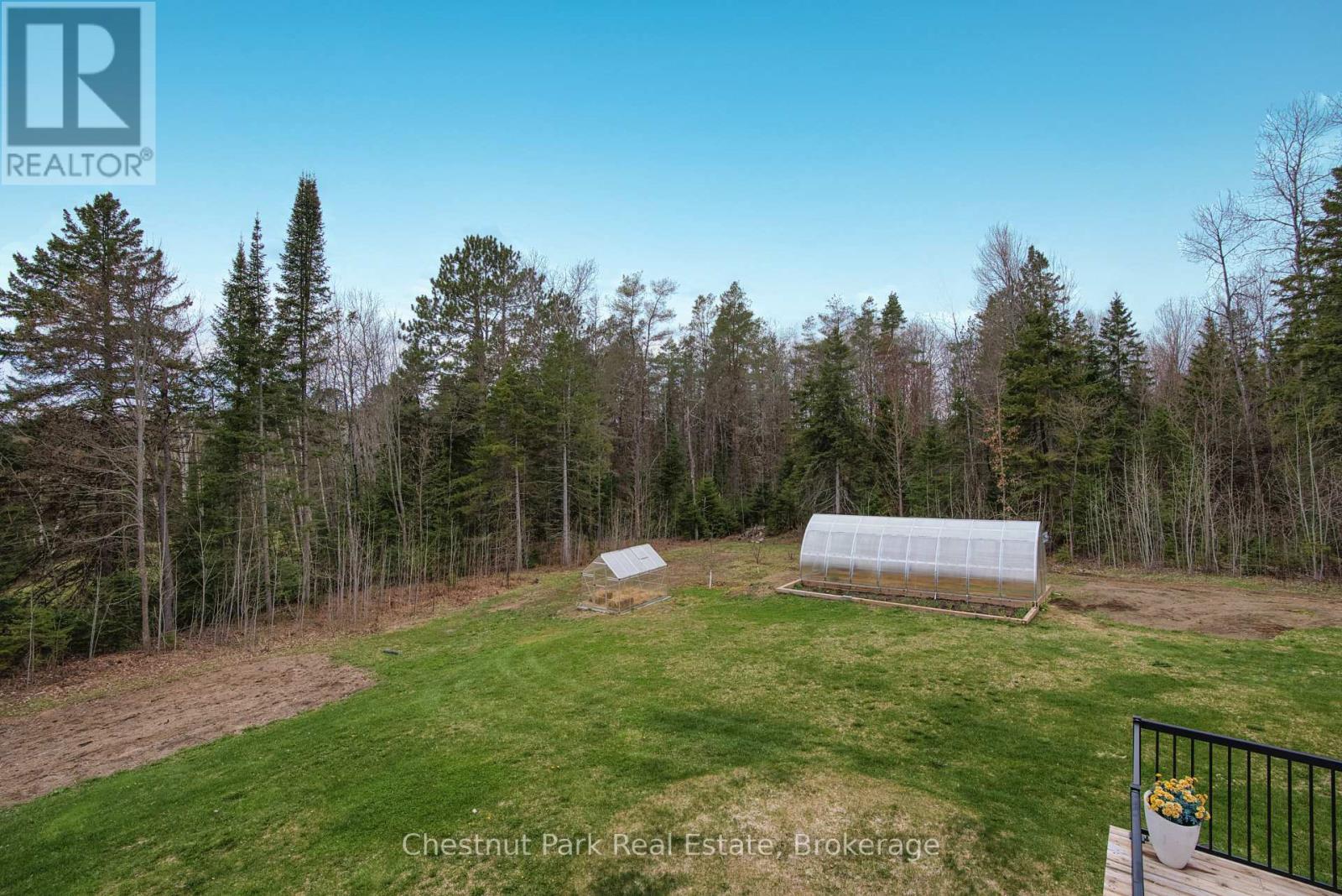 Photo 4 of 86 Bowyer Road, Huntsville ON