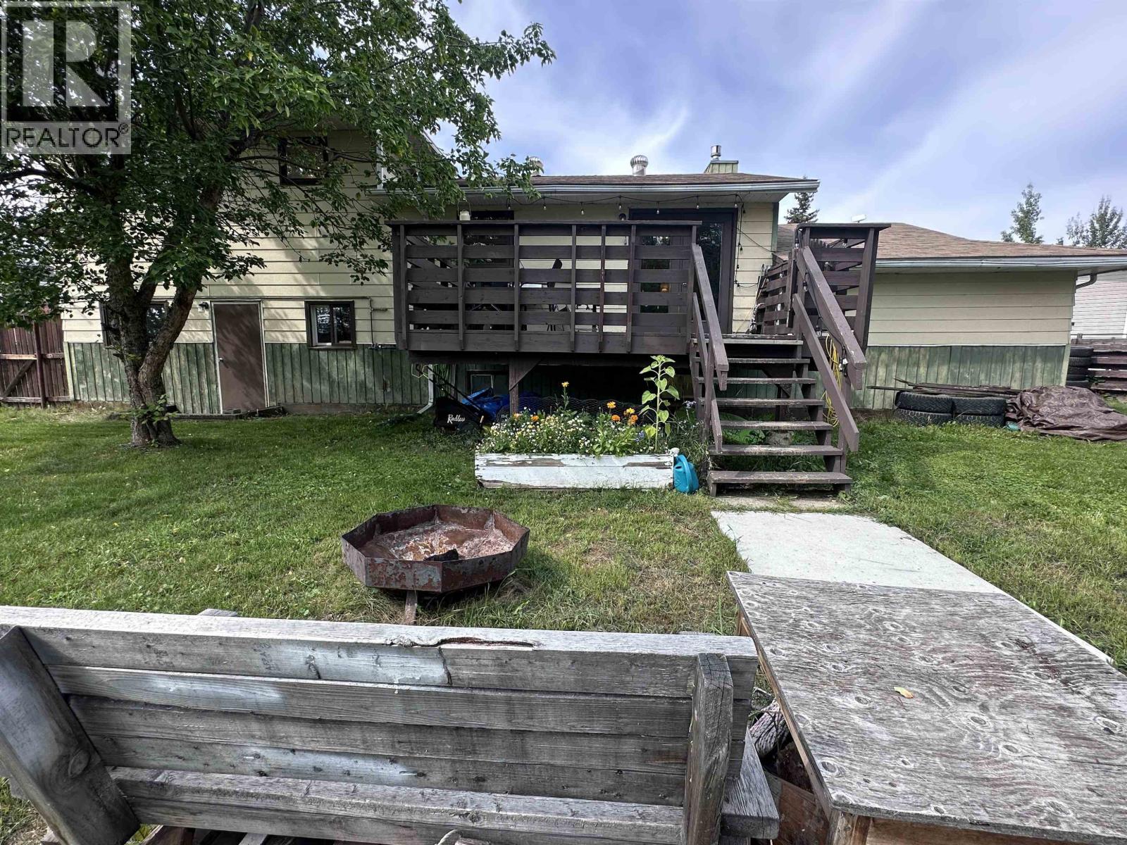 5216 TAMARACK CRESCENT, Fort Nelson