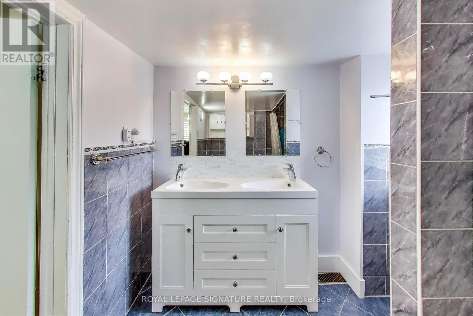 Photo 38 of 9 Somerset Avenue, Toronto ON