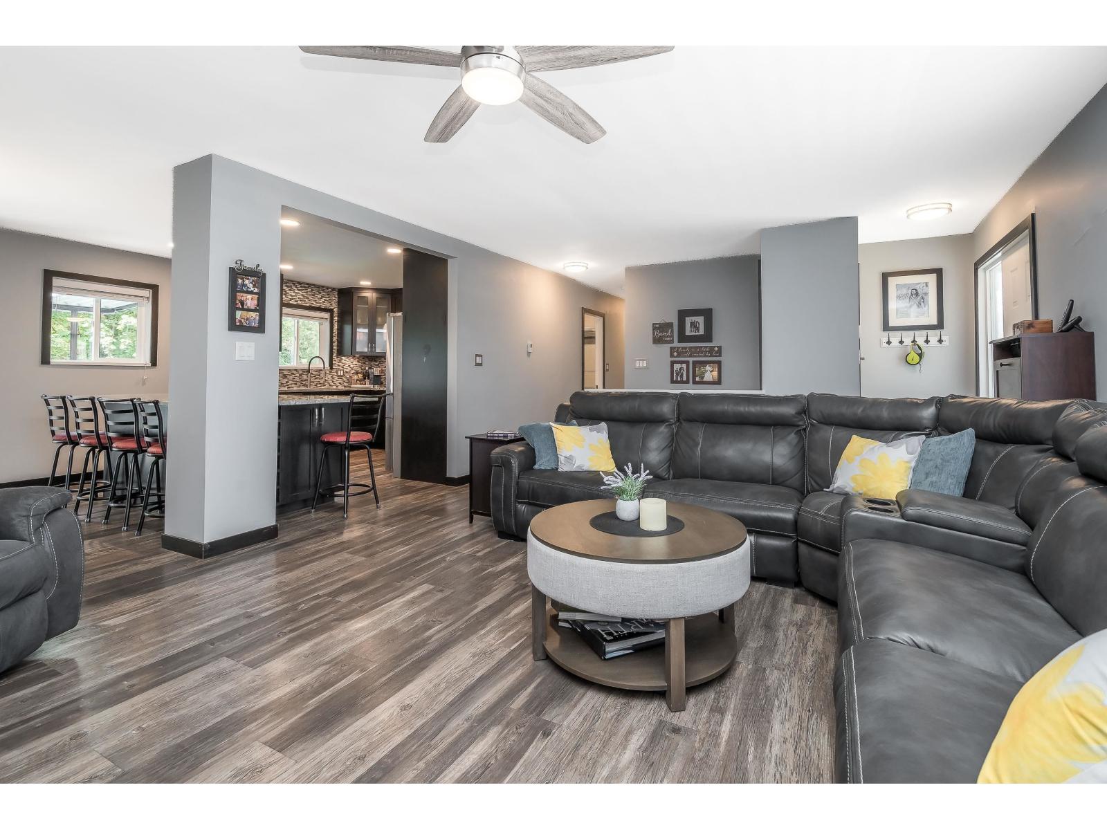 Photo 7 of 11135 Partridge Crescent, Surrey BC