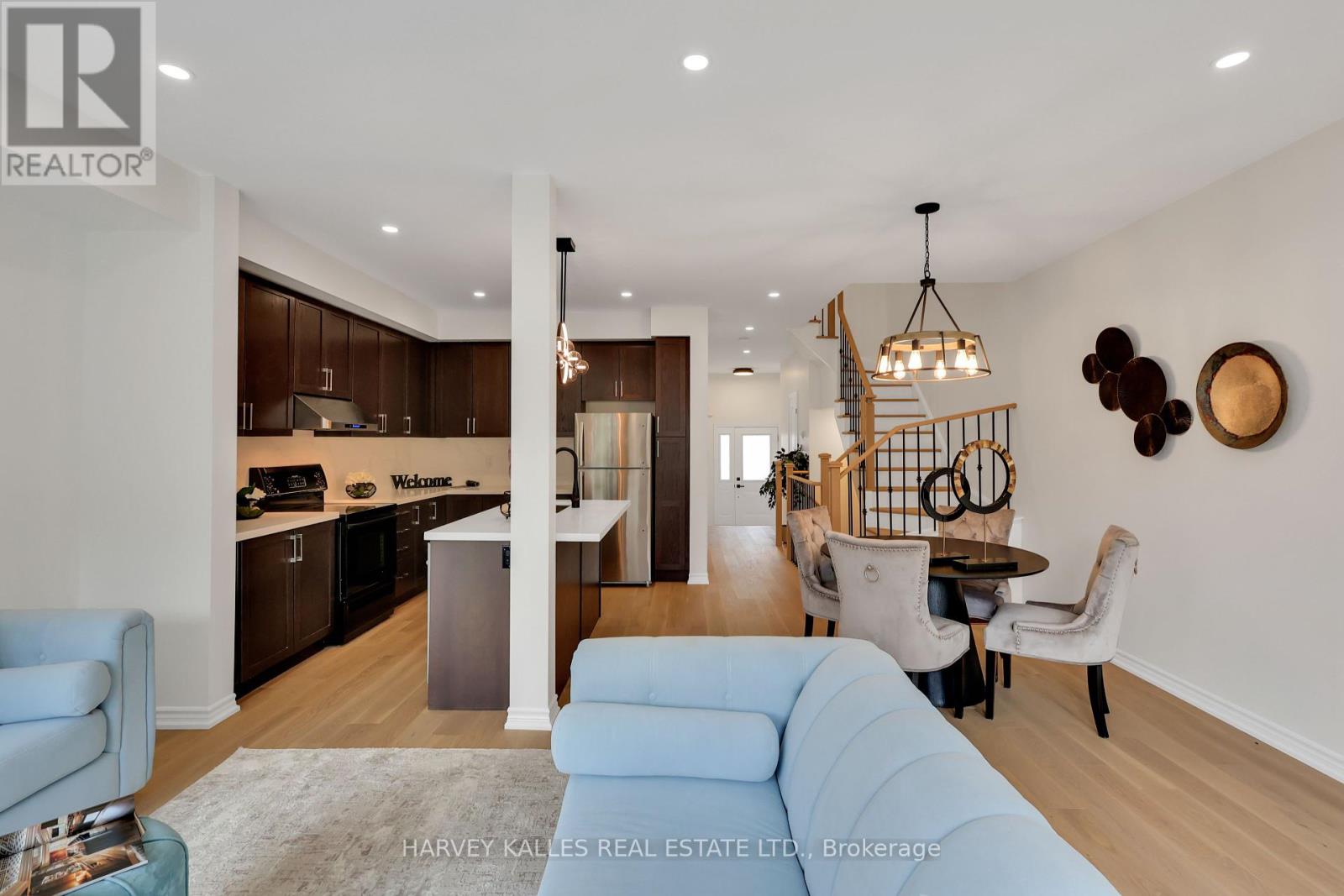 Photo 18 of 170 Boadway Crescent, Whitchurchstouffville ON