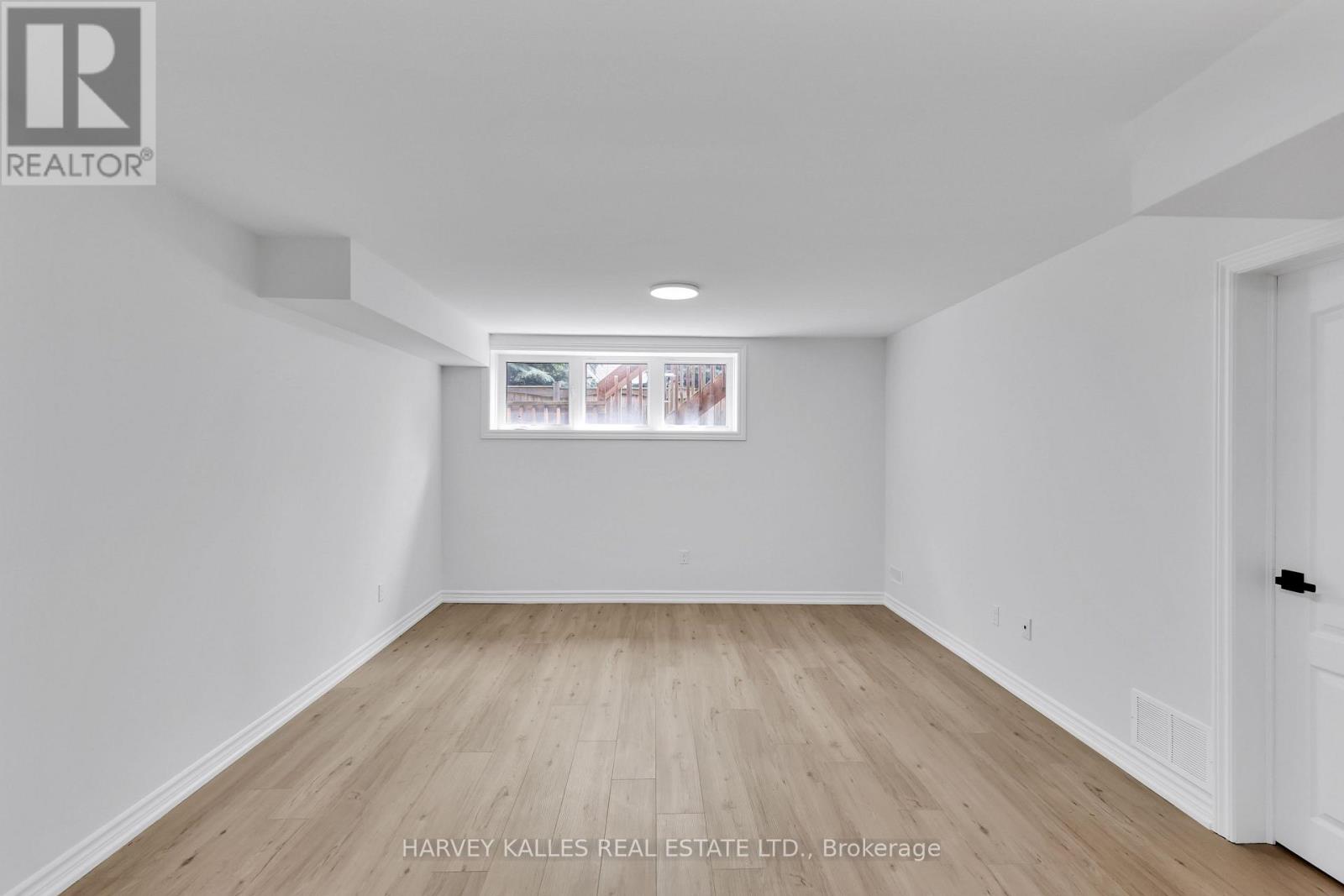 Photo 44 of 170 Boadway Crescent, Whitchurchstouffville ON