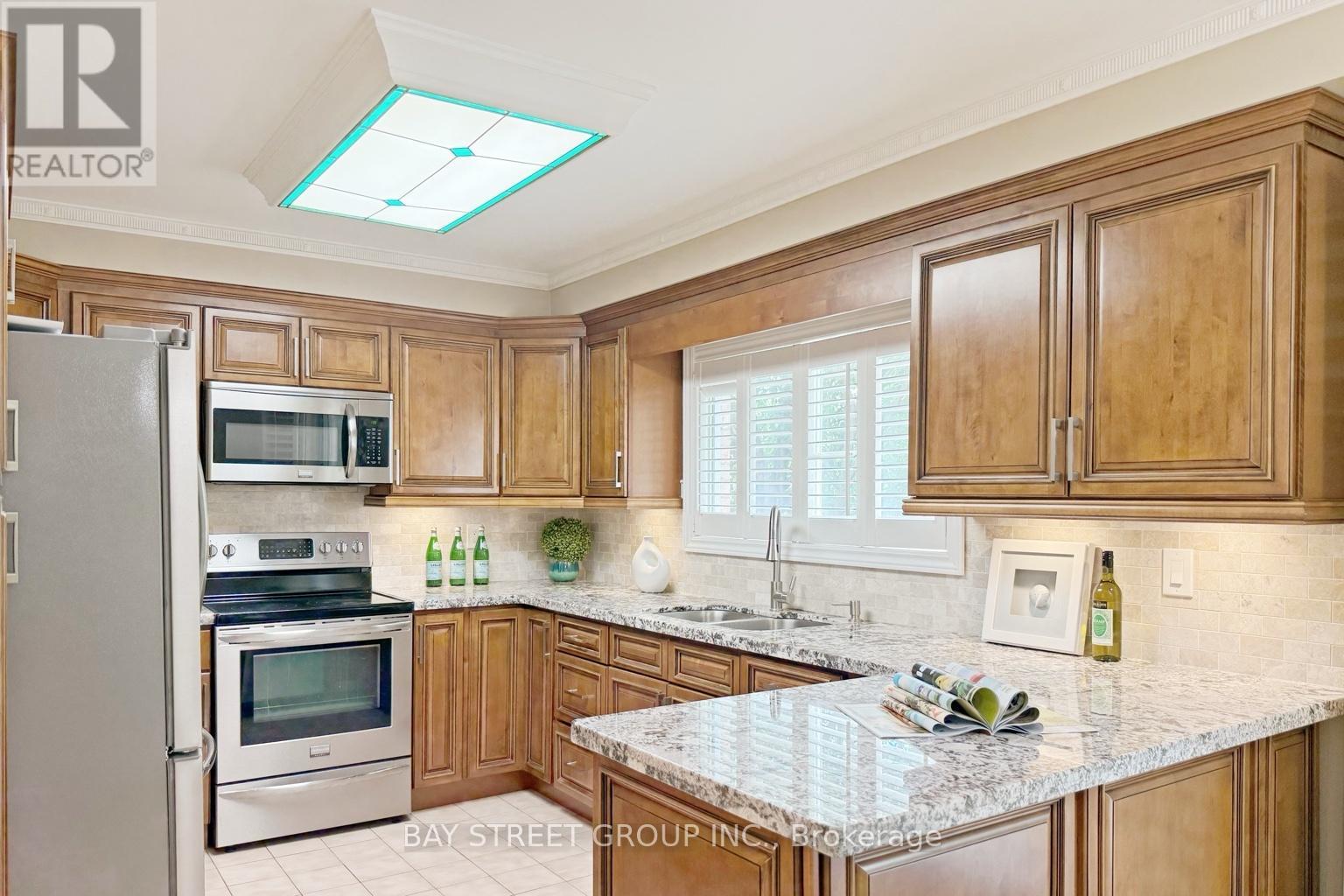Photo 9 of 20 Tailor Street, Markham ON