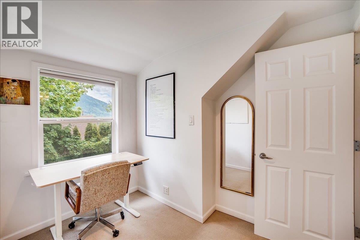 Photo 20 of 515 Gore Street, Nelson BC