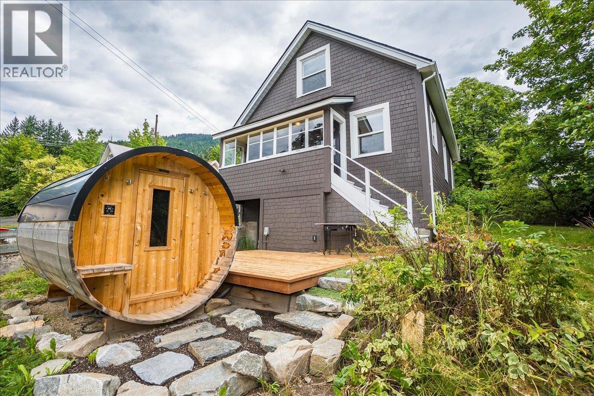 Photo 47 of 515 Gore Street, Nelson BC