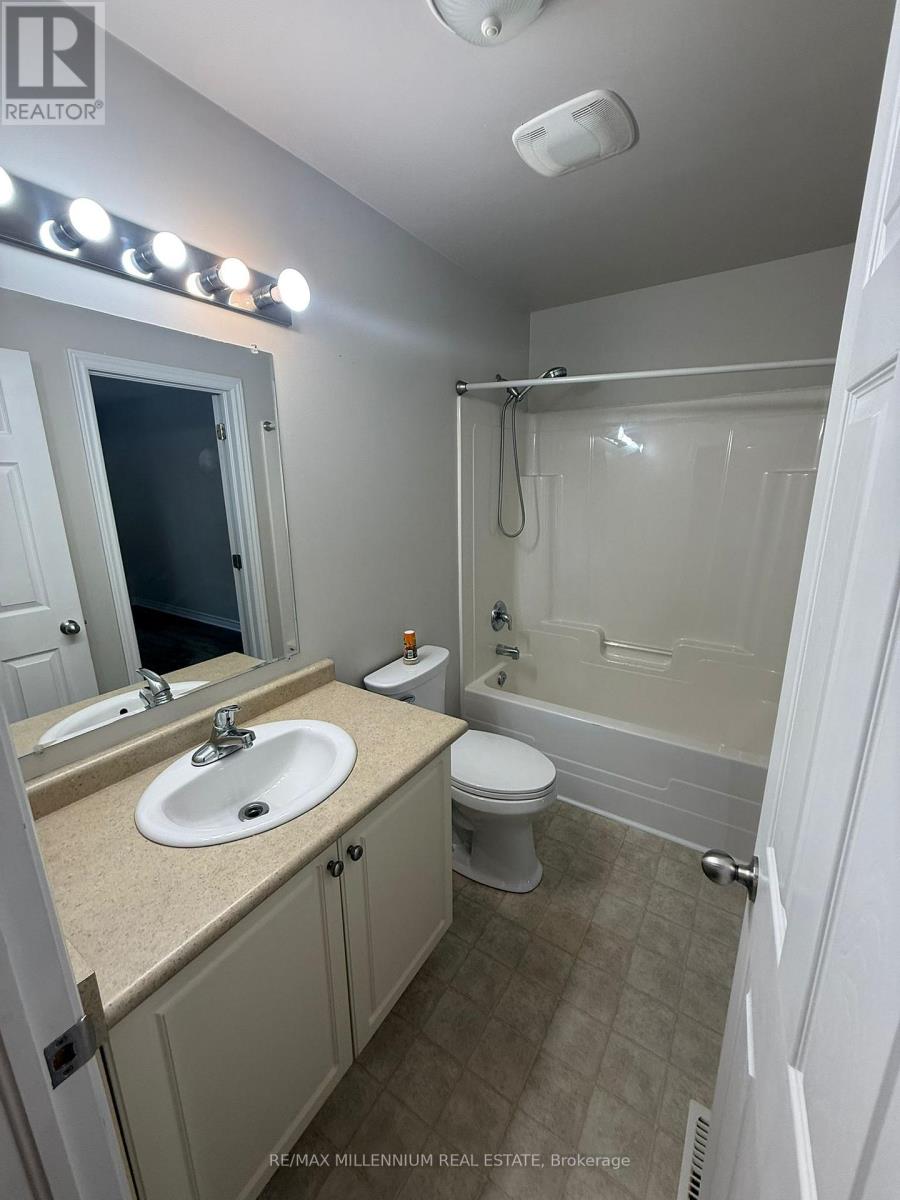 Photo 2 of 53 Michelle Drive, Orillia ON