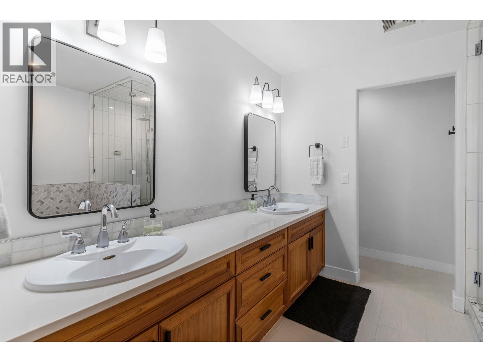  409 Curlew Drive, Kelowna