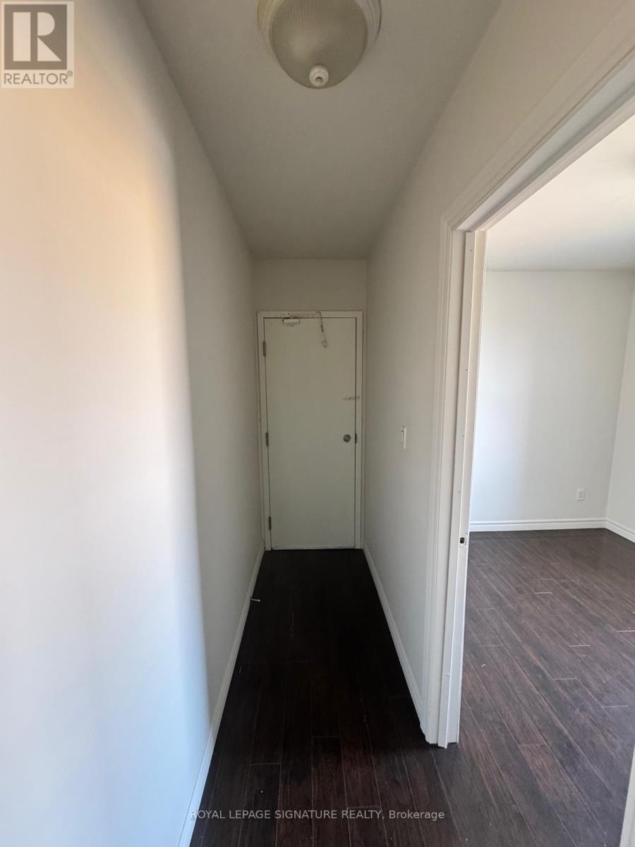 Photo 9 of Upper 2631 Eglinton Avenue W, Toronto ON
