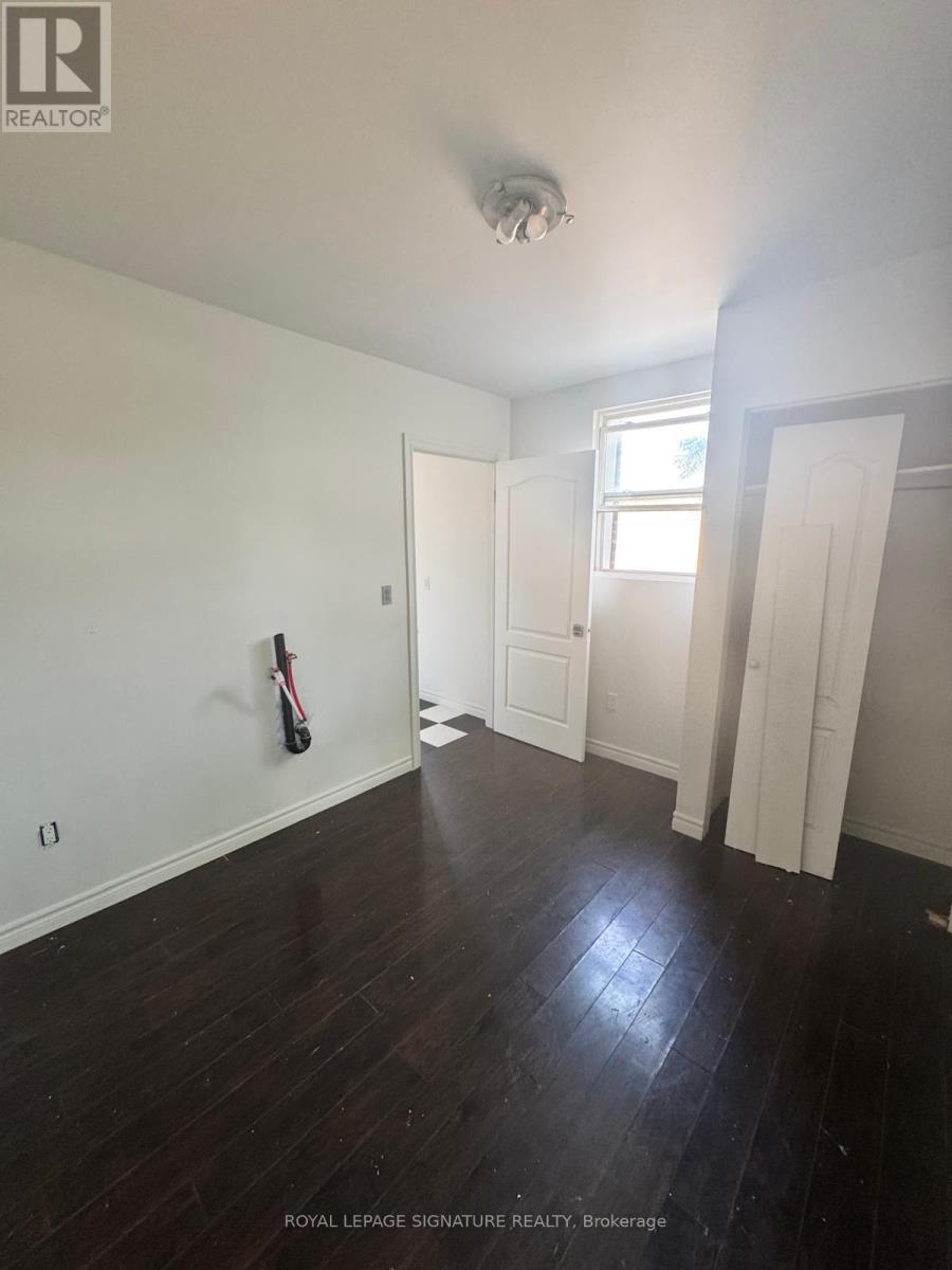 Photo 3 of Upper 2631 Eglinton Avenue W, Toronto ON