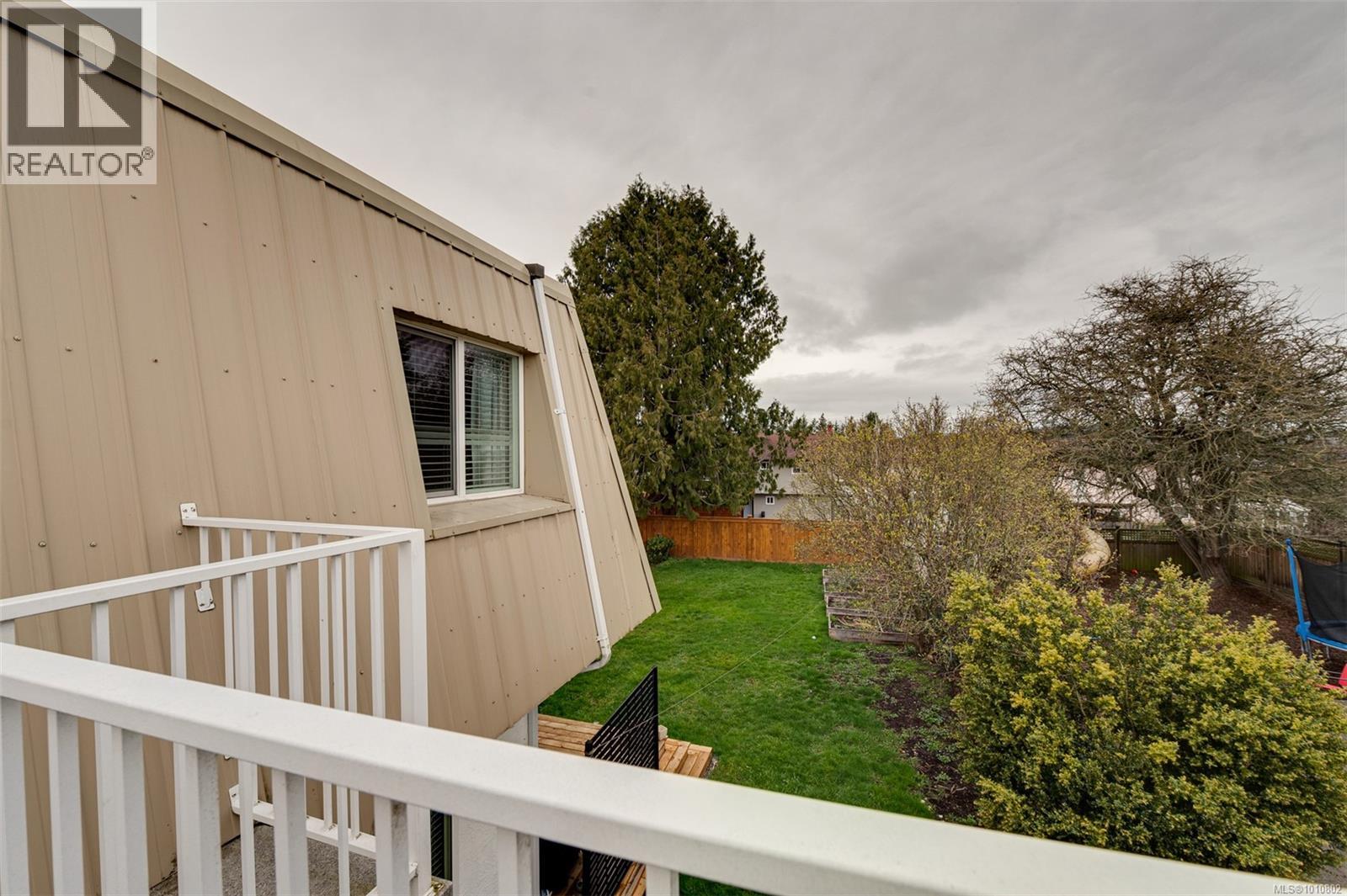 Photo 23 of 2031 2033 Melville Dr, Sidney BC