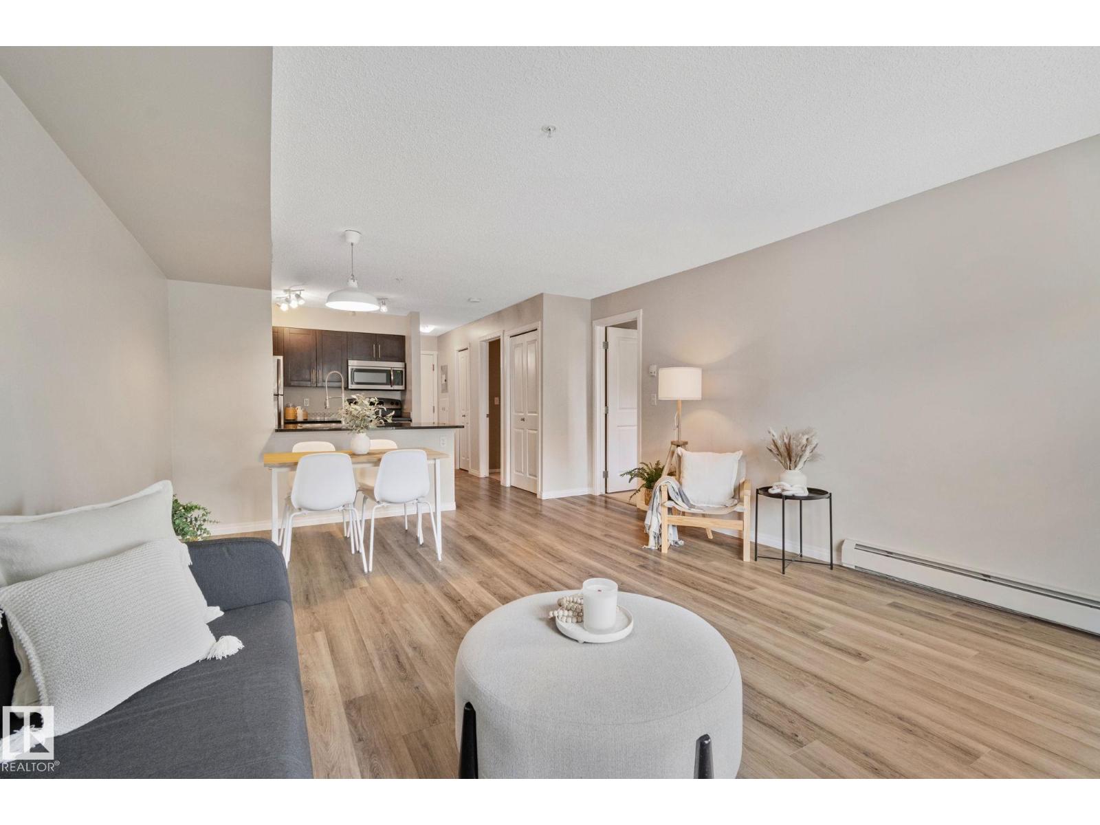 Photo 32 of 210 5804 Mullen Pl Nw, Edmonton AB