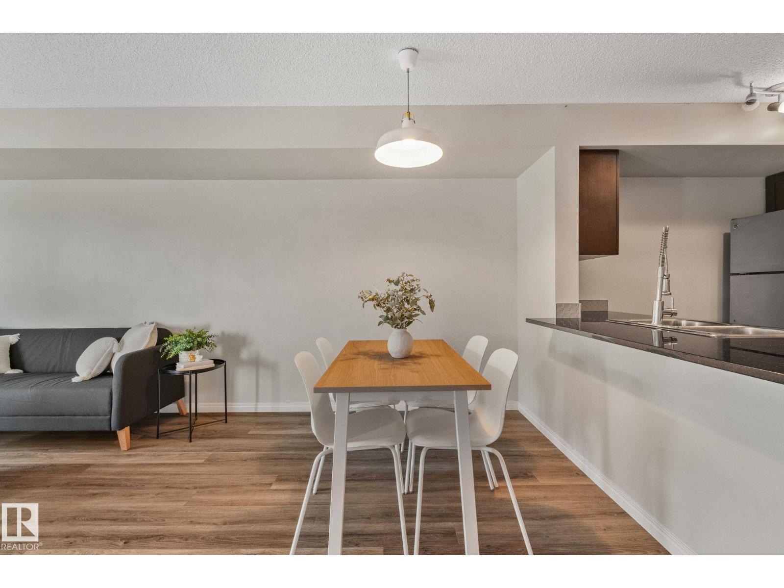 Photo 31 of 210 5804 Mullen Pl Nw, Edmonton AB