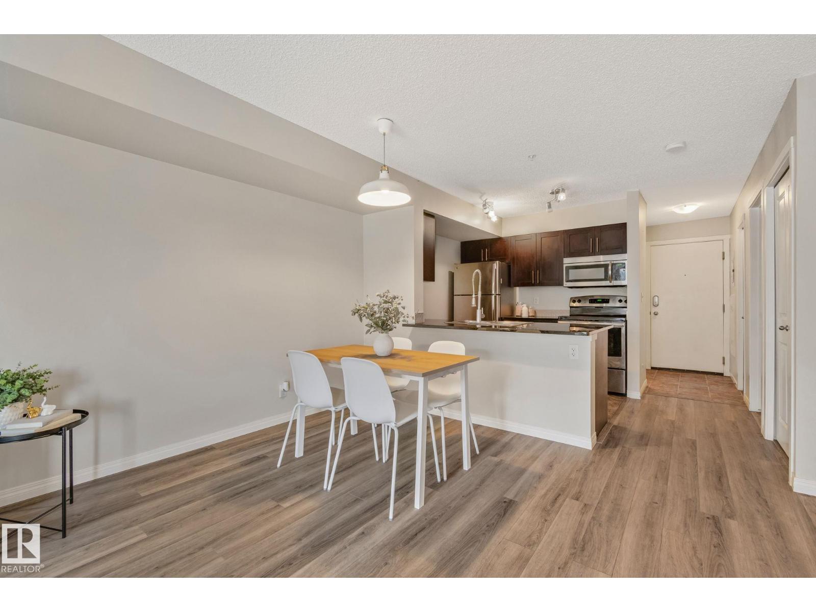 Photo 19 of 210 5804 Mullen Pl Nw, Edmonton AB