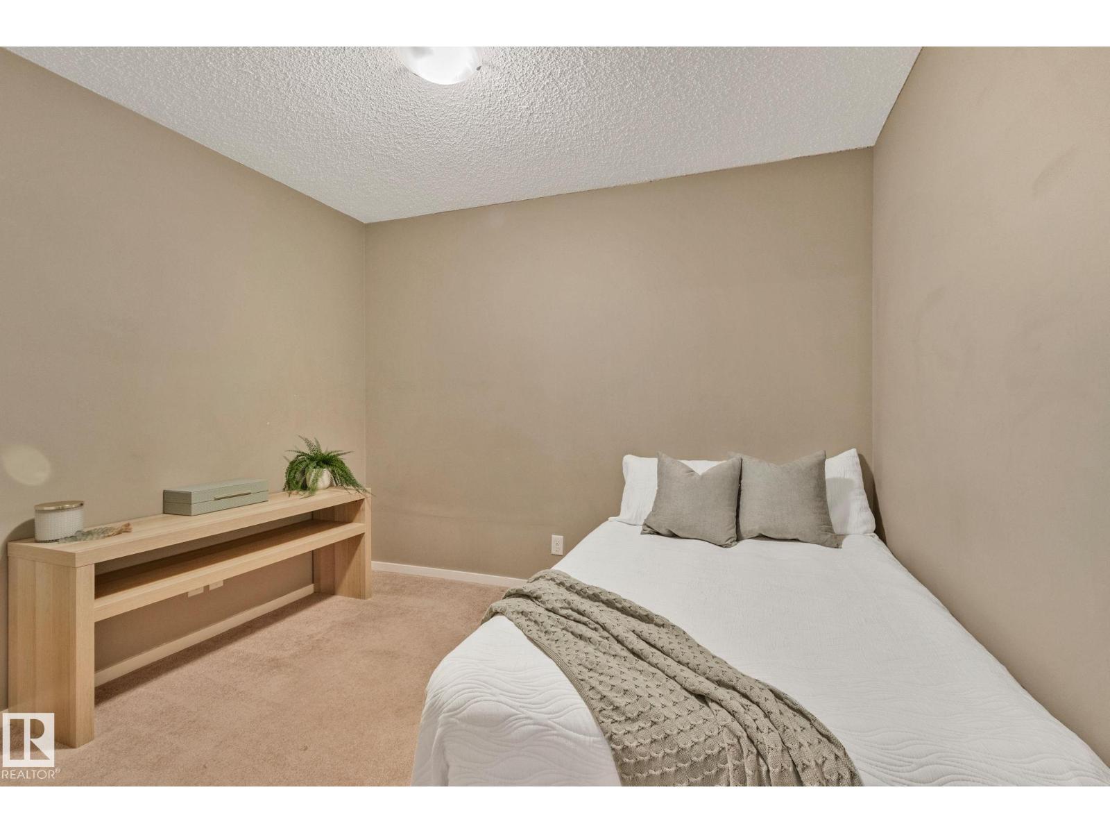 Photo 5 of 210 5804 Mullen Pl Nw, Edmonton AB