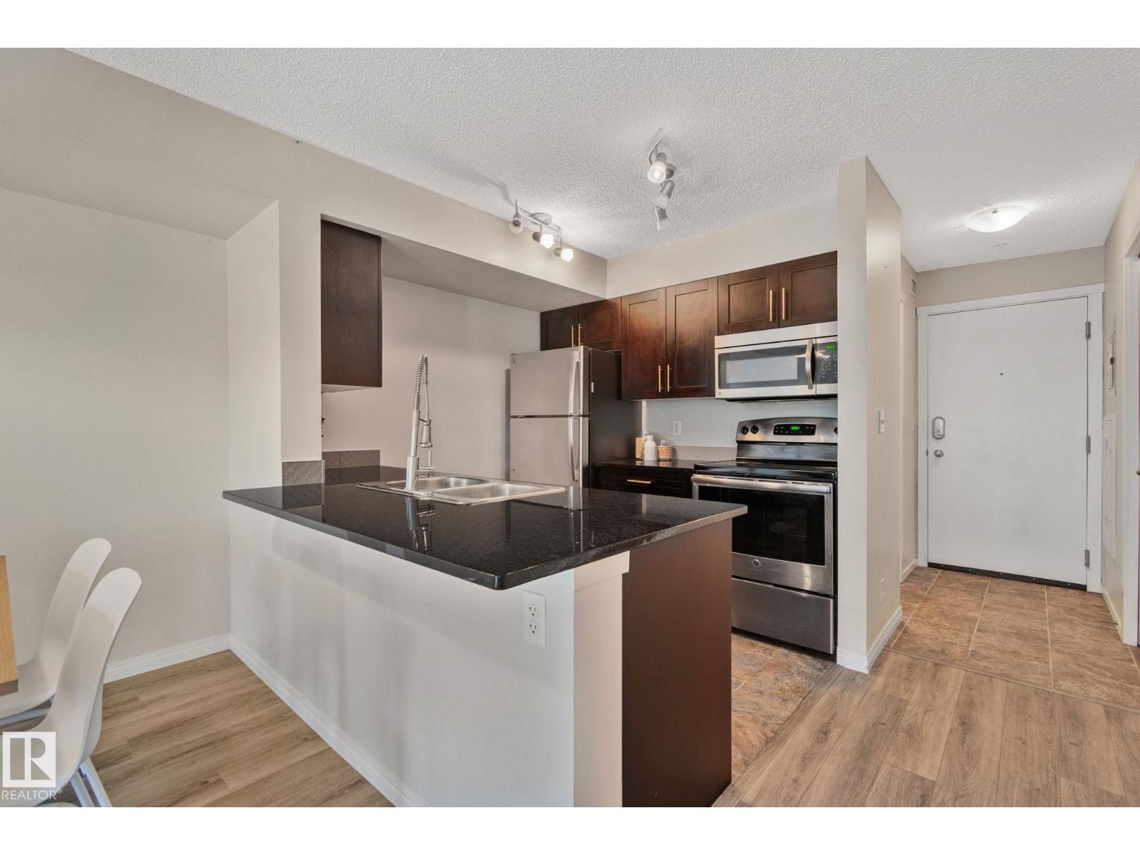 Photo 30 of 210 5804 Mullen Pl Nw, Edmonton AB