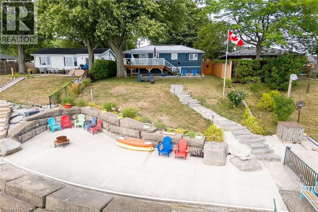Photo 4 of 42 Erieview Lane, Selkirk ON