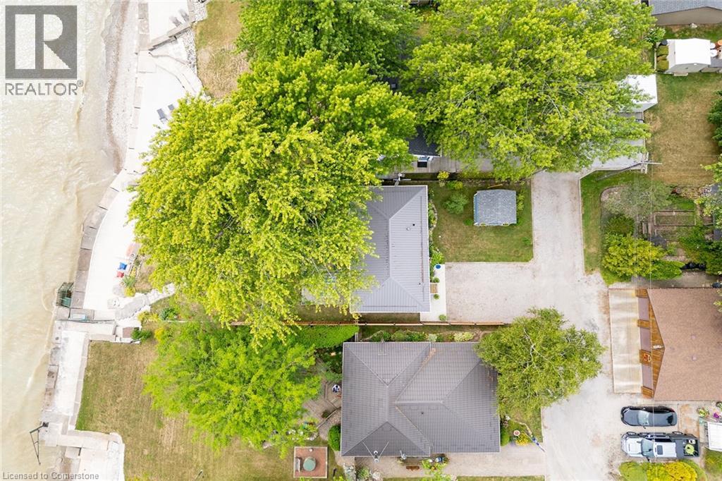 Photo 36 of 42 Erieview Lane, Selkirk ON