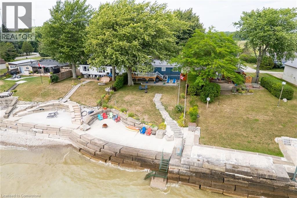 Photo 37 of 42 Erieview Lane, Selkirk ON