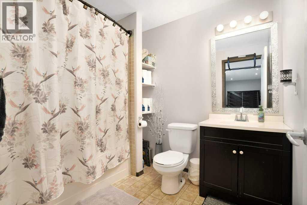 Photo 29 of 136 Oswald Close, Red Deer AB
