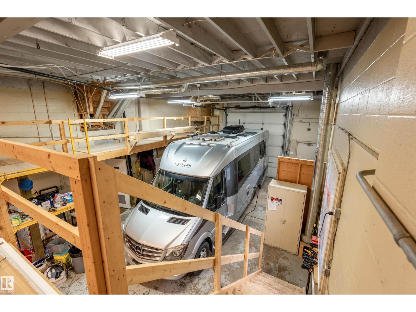 Photo 13 of 616 10 St, Cold Lake AB