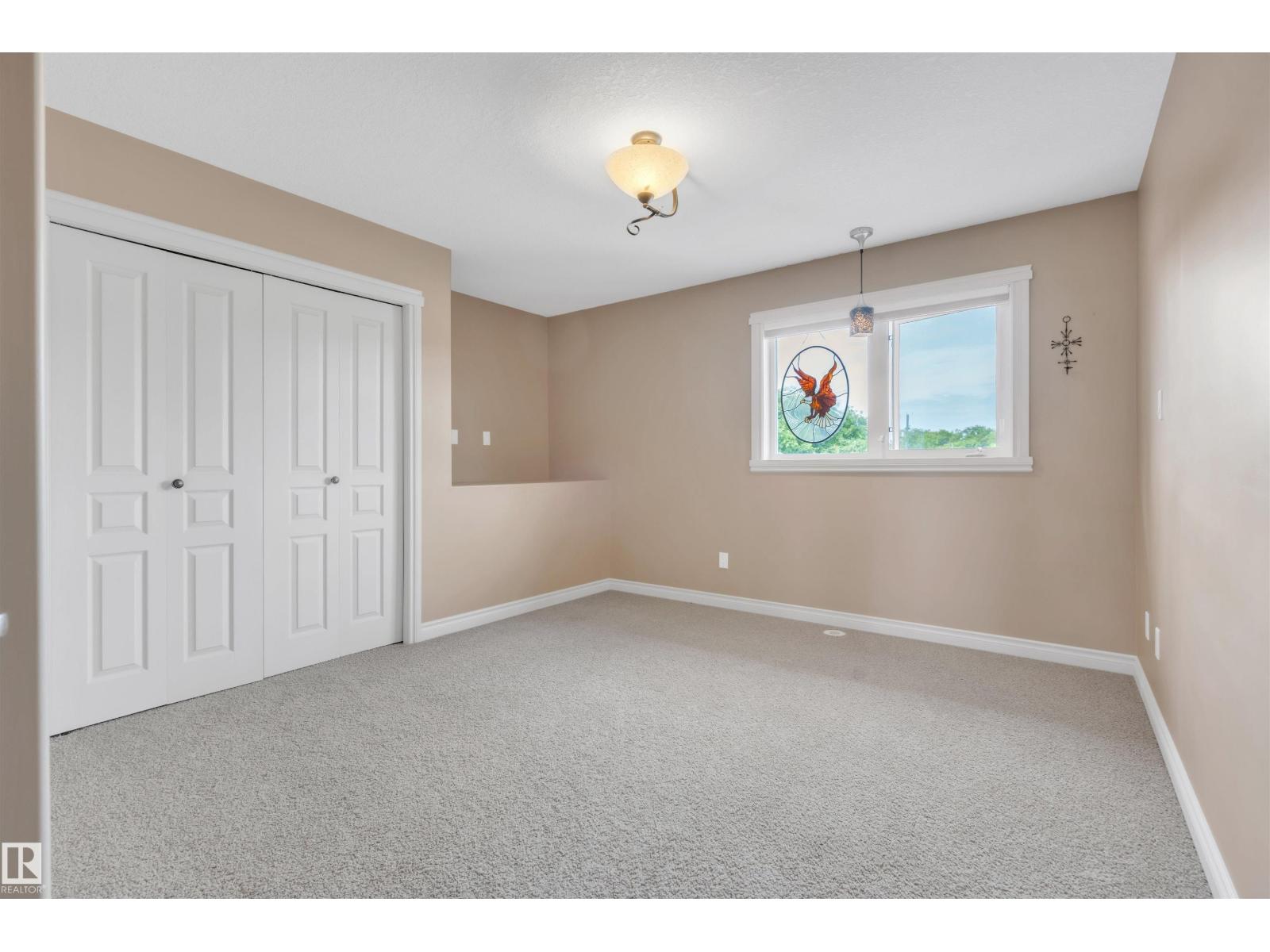 Photo 17 of 616 10 St, Cold Lake AB