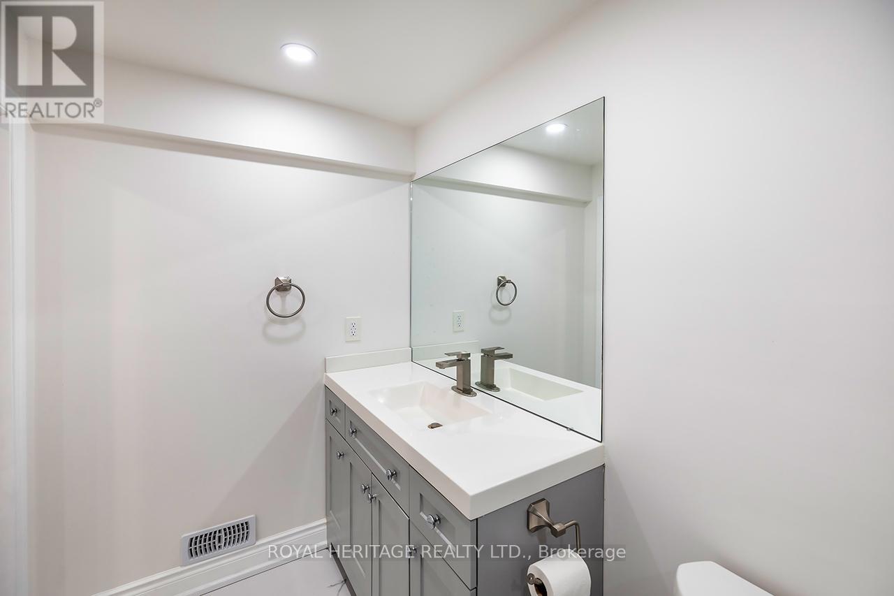 Photo 3 of 5049 Chapel Street, Hamilton Township ON
