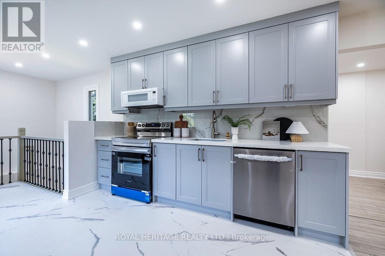 Photo 4 of 5049 Chapel Street, Hamilton Township ON